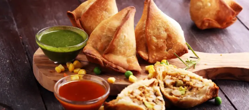 Samosa Indian Food